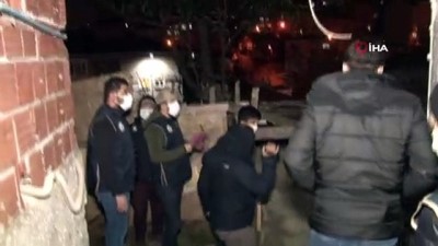 harekat polisi -  İstanbul’da 14 adreste DAEŞ’e yönelik eş zamanlı operasyon düzenlendi Videosu
