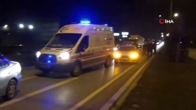  Bursa'daki zincirleme kazada 1'i ambulans 6 araç birbirine girdi