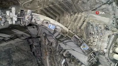 kuplu -  Gövde yüksekliği tamamlanan Yusufeli Barajı'nı 3 bakan yerinde inceleyecek Videosu