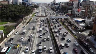  Hafta sonu kısıtlaması öncesi trafik erken saatlerde başladı