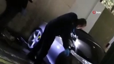 parmak izi -  Hırsızlık yapmak için lüks otomobili böyle kestiler Videosu