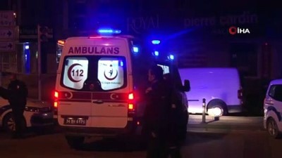 sizce -  Ümraniye’de kuryeli motosiklet ile kamyonet çarpıştı: 1 ölü Videosu