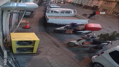 parmak izi -  Hırsızlığın böylesi, çaldığı motosikletin yerine bisikletini bıraktı Videosu