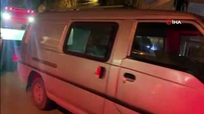 direksiyon -  - Kontrolden çıkan minibüs direğe çarptı 1 kişi yaralandı Videosu