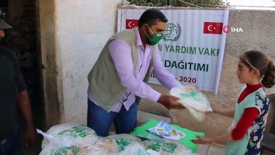  - Suriye’de sivillere 153 milyon adet ekmek dağıtıldı
- Ekmekler, sınır hattında ve ülke içerisinde kurulan 12 fırın ile un ve yakıt desteği verilen 27 fırında üretildi
