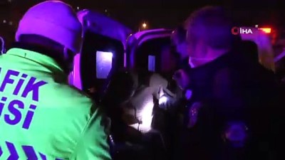 alkol muayenesi -  30 dakika polisten kaçtı, yakalanınca ‘Benim abim de polis’ dedi Videosu