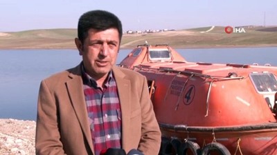 2010 yili -  Denizi olmayan Diyarbakır'da denizaltı ile ulaşımı sağlıyorlar Videosu