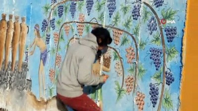 ressam -  Seydikemer’de antik kent önündeki istinat duvarı tarihle renklendi Videosu