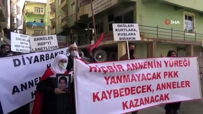isitme engelli -  HDP Hakkari il binasında oturma eyleminde kısa süreli gerginlik çıktı Videosu