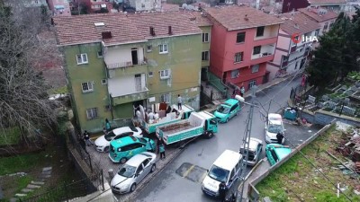 Beyoğlu’nda polisin kapısını kırarak girdiği evde şaşırtan manzara