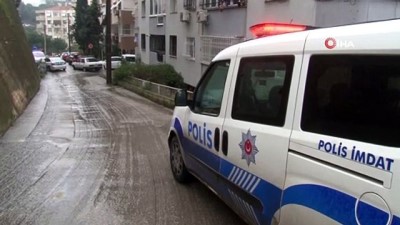 yasli adam -  Apartman boşluğuna düşen yaşlı adam öldü Videosu