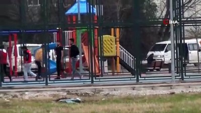 hafta sonu -  Gençler kısıtlamayı hiçe sayıyor Videosu