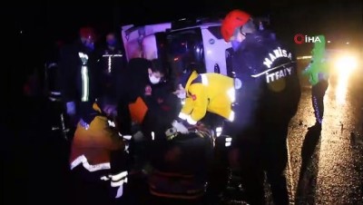 yagisli hava -  Yan yatan tırın sürücüsü yaralandı Videosu