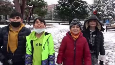 kar topu -  Kar yağışına en çok onlar sevindi Videosu