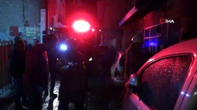 yangin panigi -  İzmir'de yangın paniği: 2 otomobil ve 1 iş yeri yandı Videosu