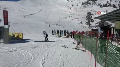 kayak merkezi -  Kartalkaya’da kar kalınlığı 2 metreye yaklaştı Videosu