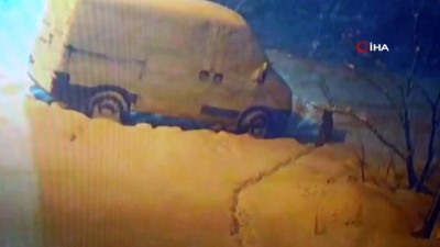 cop konteyneri -  Konya’da kurtlar şehre indi Videosu