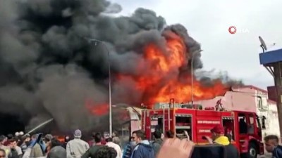 patlama sesi -  Sanayi sitesinde korkutan yangın... Alevler metrelerce yükseldi, vatandaşlar canlı yayın için yarıştı Videosu