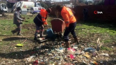 cop ev -  Alaşehir'de çöp evlerden 20 traktör çöp çıkarıldı Videosu