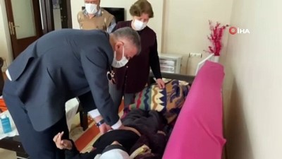 asirlik cinar -  Asırlık çınar Hanife nine de Covid-19 aşısı oldu Videosu