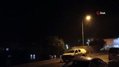 saganak yagis -  Gercüş’te şimşekler geceyi gündüze çevirdi Videosu