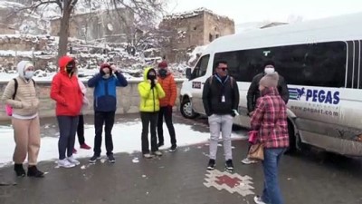 kervan - AKSARAY - Ihlara'nın giriş kapısı Selime kışın tüm güzelliklerini yansıtıyor Videosu