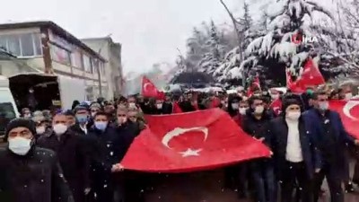 bassagligi -  Bahçesaray’da lapa lapa kar yağışı altında teröre lanet yürüyüşü Videosu