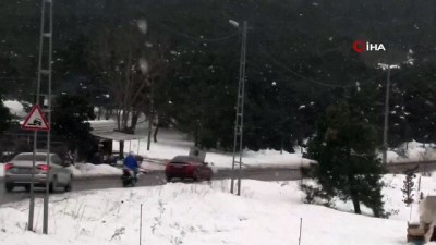 kar yagisi -  İstanbul'da yüksek kesimlerde kar yağışı başladı Videosu