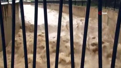  İzmir'e 1 yıllık yağmurun yüzde 18’i bir gecede yağdı