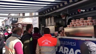 baros -  Mobil ikram aracı bu kez belediye işçilerinin içini ısıttı Videosu