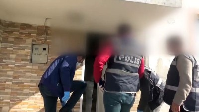 OSMANİYE - Evde kumar oynarken yakalanan 5 kişiye 15 bin 750 lira ceza verildi
