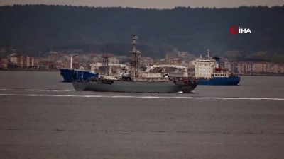  Rus savaş gemisi 'Priazovye', Çanakkale Boğazı'ndan geçti