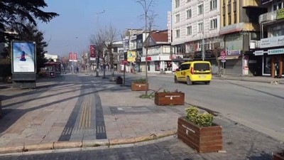 DÜZCE - Doğu Marmara ve Batı Karadeniz'de cadde ve sokaklarda sessizlik hakim