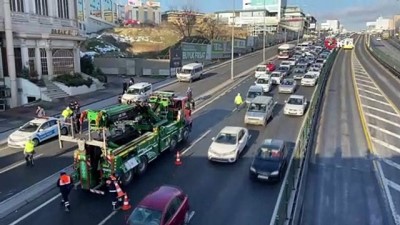 saglik ekibi -  E-5'te kontrolden çıkan kamyon 2 otomobile çarptı Videosu