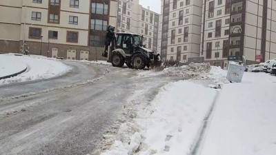 kar temizligi - ŞIRNAK - Kar ve tipi etkili oluyor Videosu