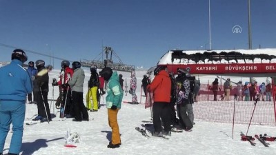 KAYSERİ - Türkiye'de lisanslı kayakçı sayısı 3 yılda yüzde 150 arttı