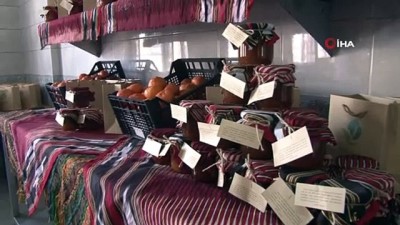 sevindik -  Ev hanımlarının 'El emeği göz nuru' mandalina reçelleri sofraları süslemeye başladı Videosu