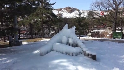 buz kutlesi -  Önce patladı sonra dondu, ortaya ilginç görüntüler çıktı Videosu