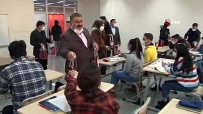 kiyamet -  Palandöken Belediyesi kursiyerlerinden Cumhurbaşkanı Erdoğan’a işaret diliyle ‘Seni Seviyoruz’ mesajı Videosu