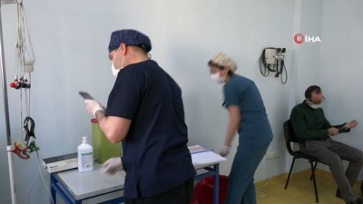  Şemdinli’de öğretmenlere korona virüs aşısı