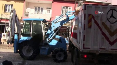 karayollari -  Beytüşşebap’ta binlerce ton kar taşındı Videosu