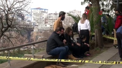 kayali -  Falezlerden düşerek ölen kadın, aynı gün oğlunun mezarına gitmiş Videosu