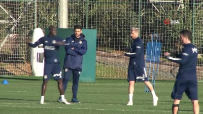 Fenerbahçe derbi hazırlıklarını sürdürdü