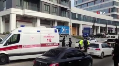 yogun bakim unitesi -  İstanbul’da feci kaza...30 metre sürüklenip aracın altına böyle girdi Videosu