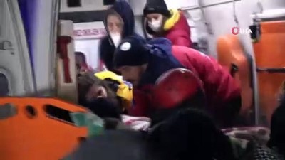 ambulans helikopter -  Van-Bahçesaray karayolundaki çığ felaketinin 1. yıldönümü Videosu