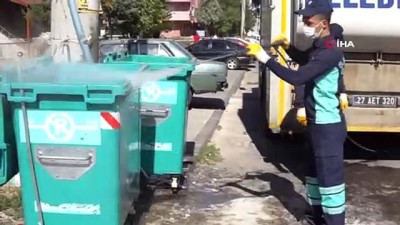 Belediye ekipleri sokak sokak temizlik yapıyor