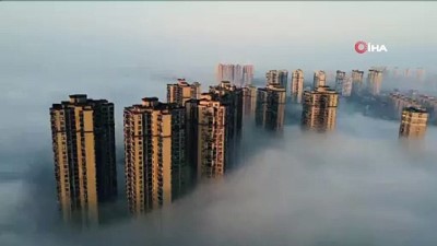  - Çin'de sis manzarası hayran bıraktı