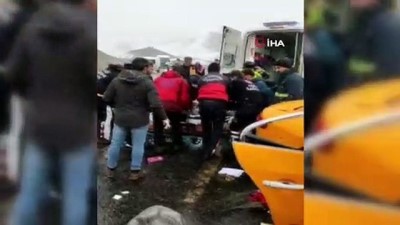 jandarma -  Van’daki trafik kazasında ölenlerin isimleri belli oldu Videosu