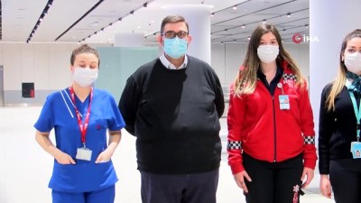 isaf -  İstanbul Havalimanı’nda ilk doğuma yardım eden personel o anları anlattı Videosu