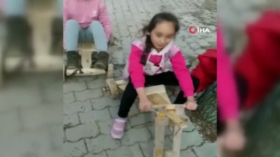 tahta araba -  Çocuklar tahta araçlarıyla kıyasıya yarıştı Videosu
